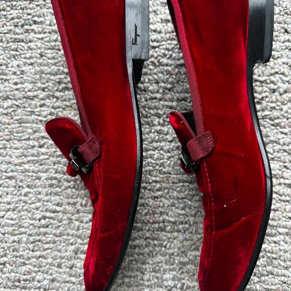 Salvatore Ferragamo Red Velvet Gancini Loafers main image 9